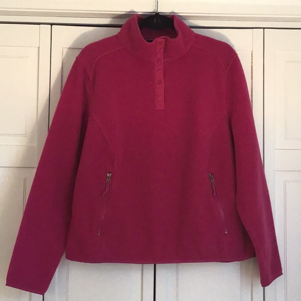 LL Bean Polartech Fleece women’s XL pullover in pretty raspberry color